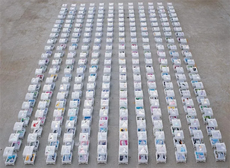I Want to be With You Forever, installation, 2009 © Lin Jingjing
