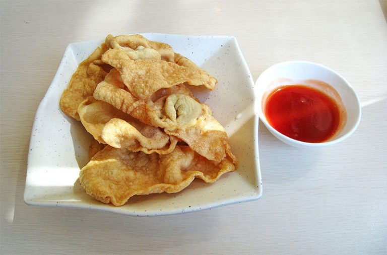 fried-wonton-Foods You Are Missing Out at Chinese Restaurants