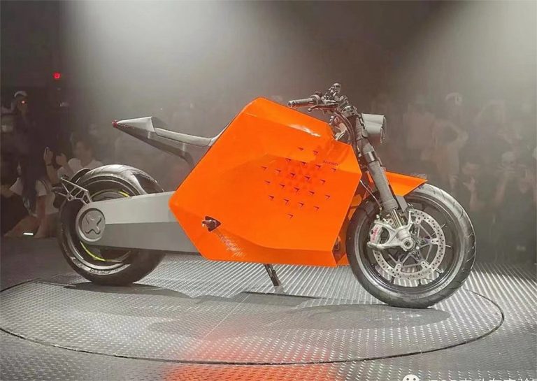 Davinci DC100 High-Performance Electric Motorcycle
