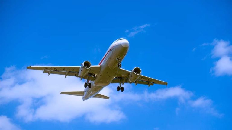 Chinese Airlines On Big Hiring Spree As The Travel Industry Rebounds