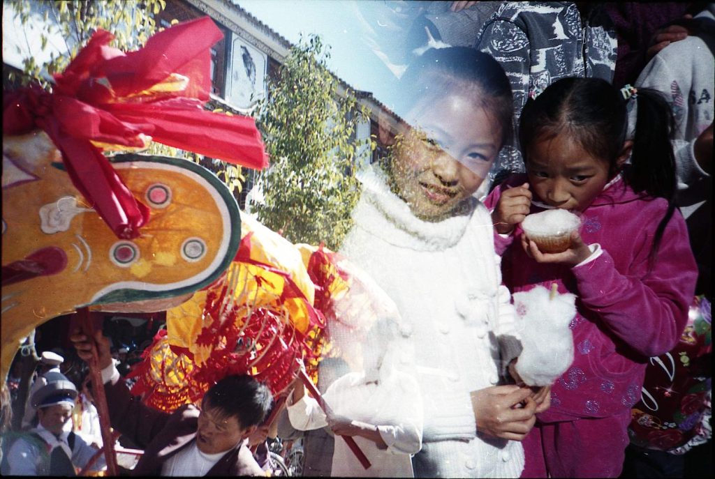 Analog Impressions: Dominique Musorrafiti's Cinematic Journey in Heqing