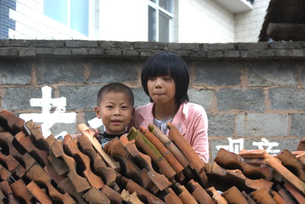 Chinese kids playing yunnan