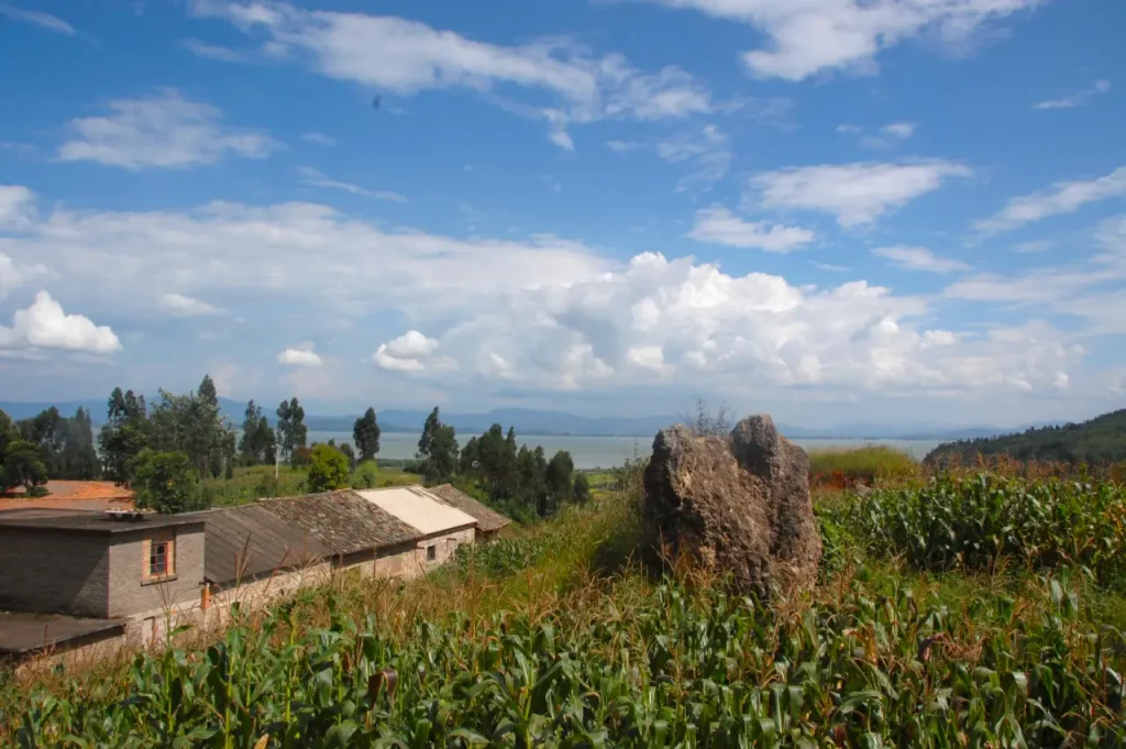 View of Dianchi Lake from Fengyang Temple
