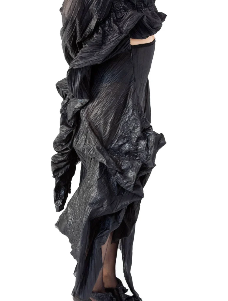 Photographer @zenghao_design Fashion by @bo_nan_li