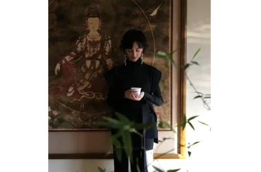 Interview with Pauline Ferrières, co-founder of DEYI 德逸