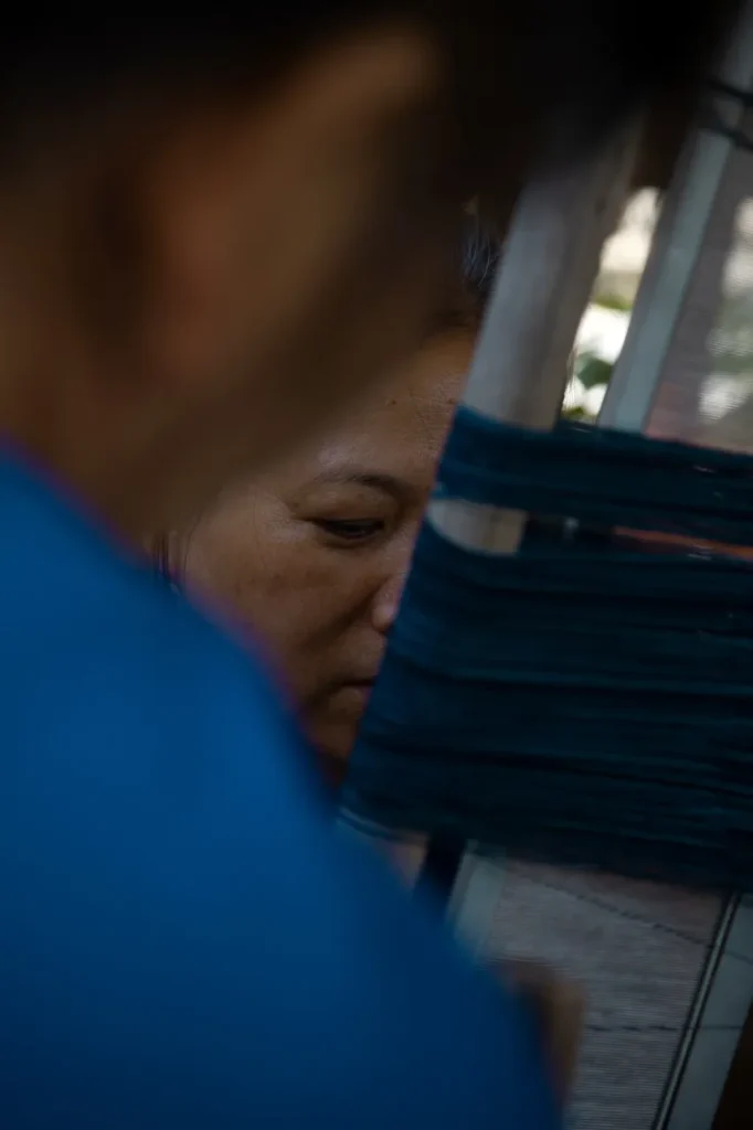 Yang Yi working