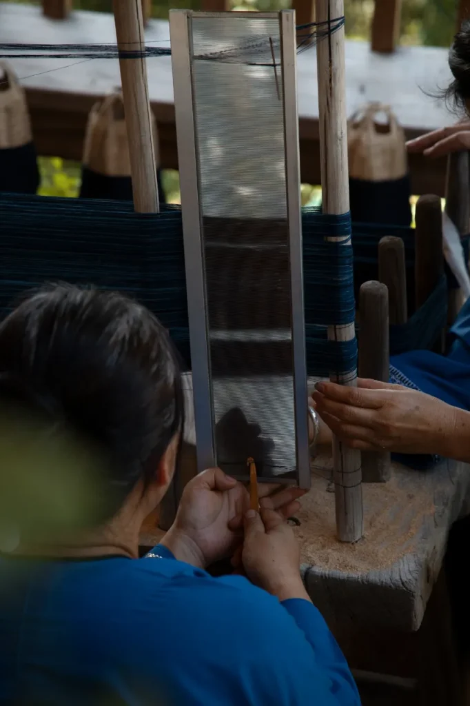 Yang Yi working