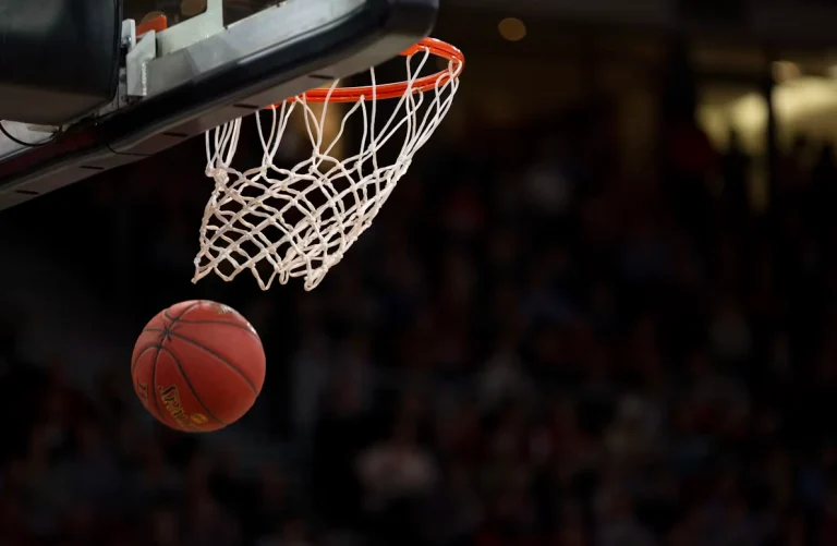 Forging the Future of Sports Betting with Mobile Smartphones