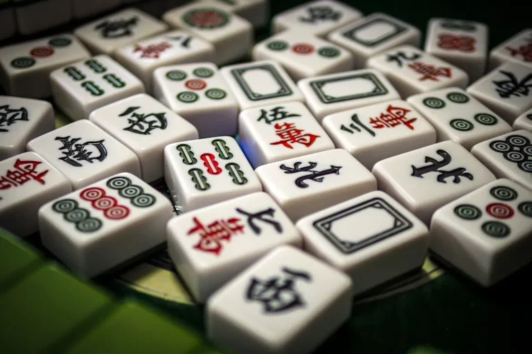 Mahjong table