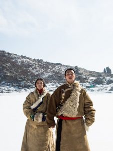 Poster for the movie "Sunshine that Can Move Mountains"
